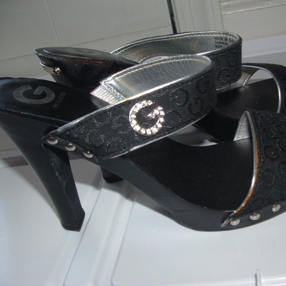 Guess Shoes Heels Guess GG Logo - Picture 5 of 8